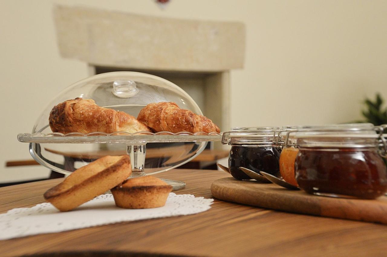 Palazzo Megha Suite & Breakfast Palmariggi 外观 照片