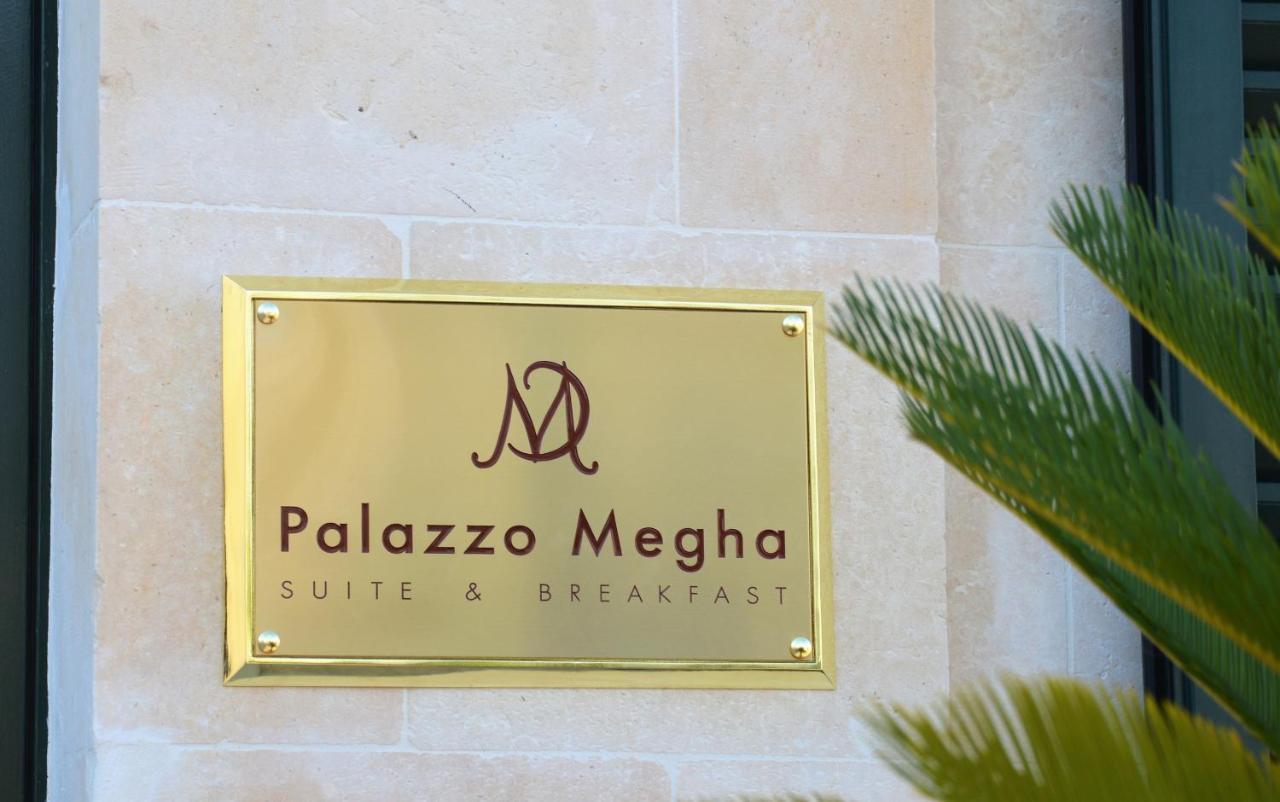 Palazzo Megha Suite & Breakfast Palmariggi 外观 照片